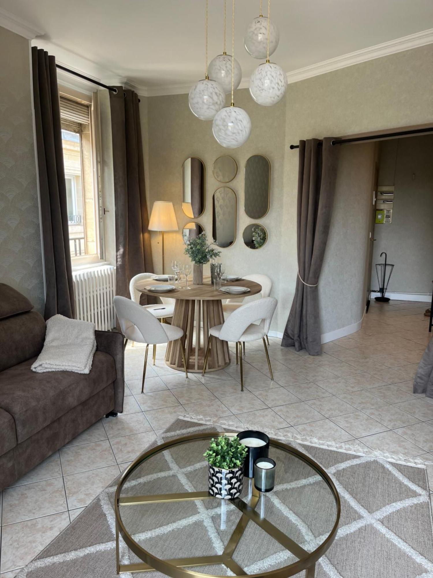 Appartement Royal Home, Hypercentre Avec Vue Cathedrale *