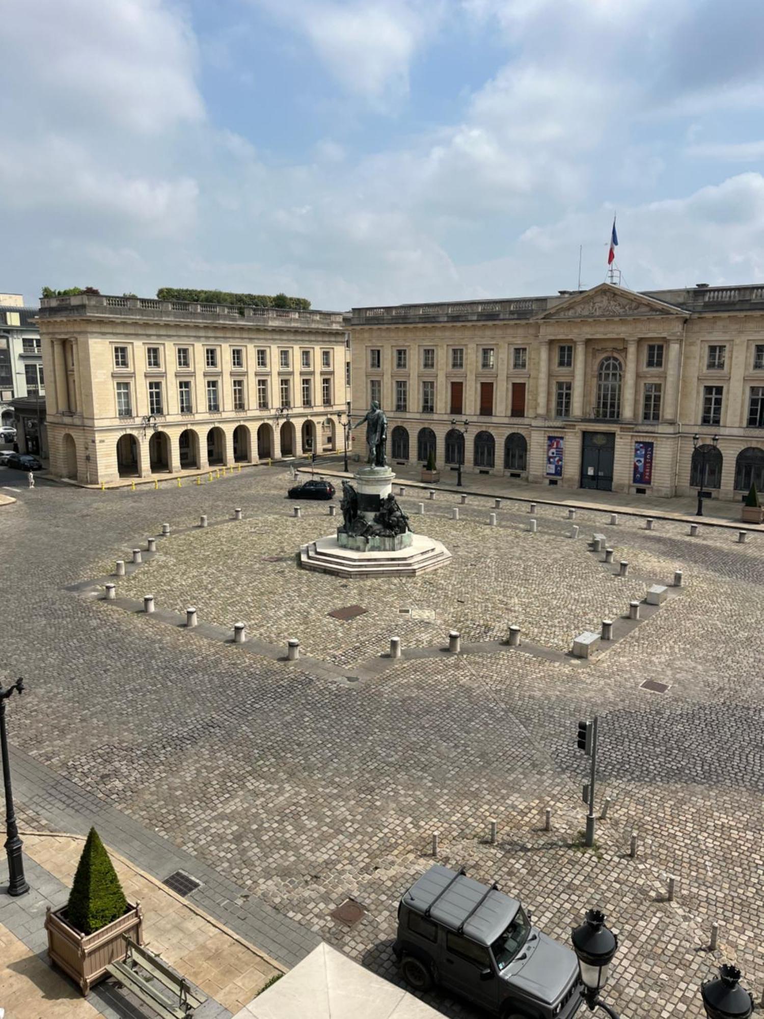 Royal Home, Hypercentre Avec Vue Cathedrale * Reims